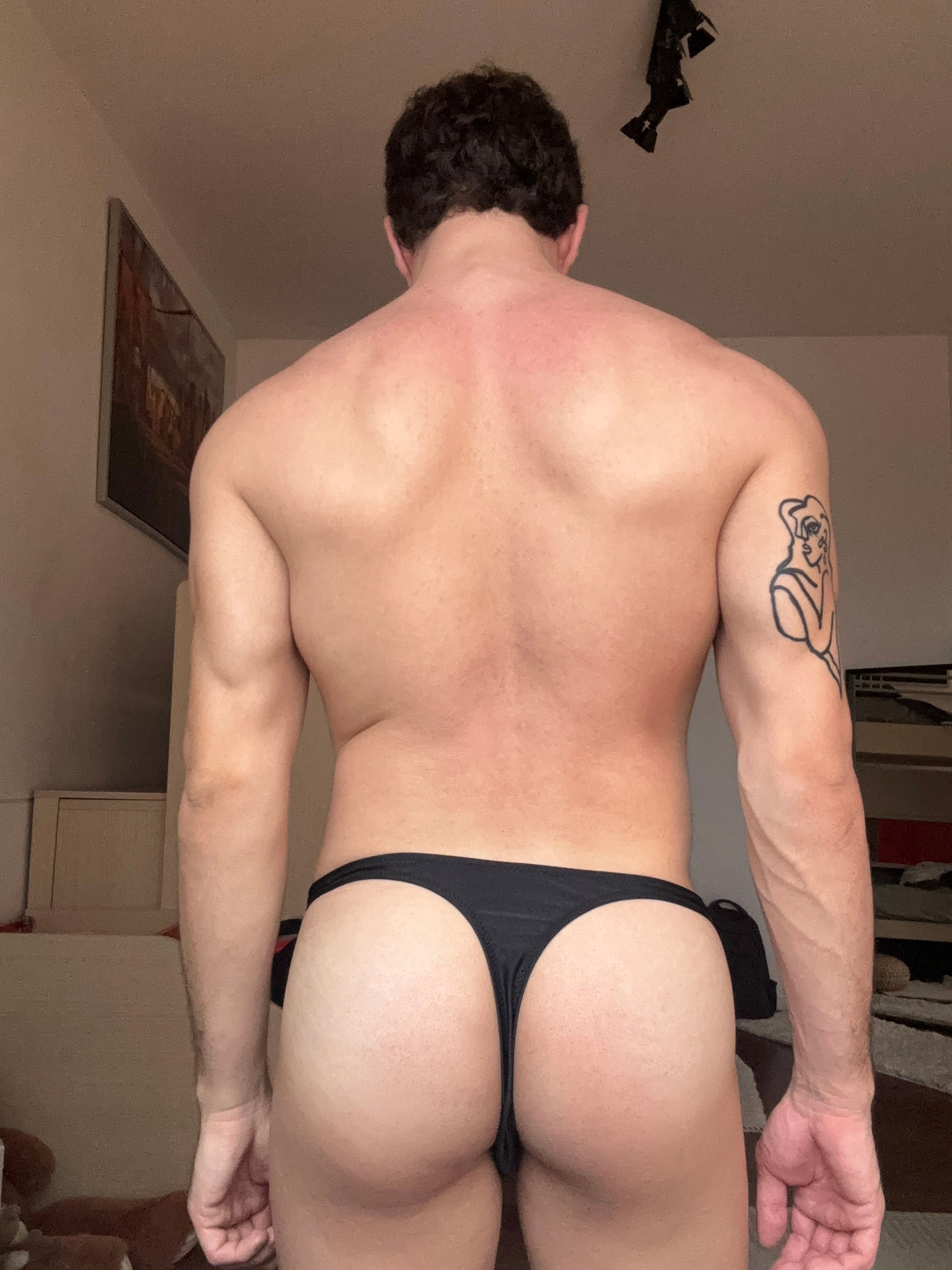Black Swim Thong – The Core Fit